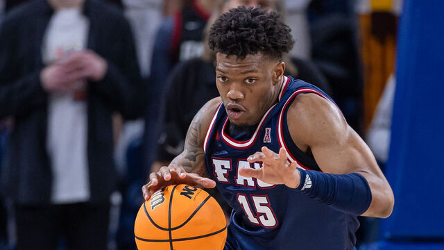 CHICAGO, ILLINOIS - NOVEMBER 8: Alijah Martin #15 of the Florida Atlantic Owls brings the ball up court during the game against the Loyola (Il) Ramblers in the Barstool Invitational at Wintrust Arena on November 8, 2023 in Chicago, Illinois.