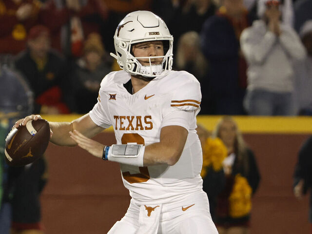 Texas QB Quinn Ewers still searching for consistency in contract