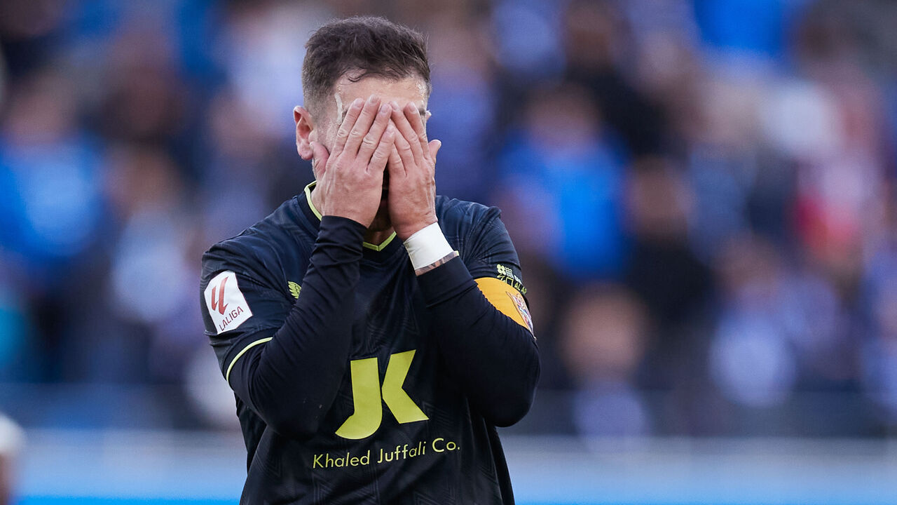 VITORIA, SPAIN - NOVEMBER 05: Adrian Embarba of UD Almeria reacts during the LaLiga EA Sports match between Deportivo Alaves and UD Almeria at Mendizorroza Stadium on November 5, 2023, in Vitoria, Spain.