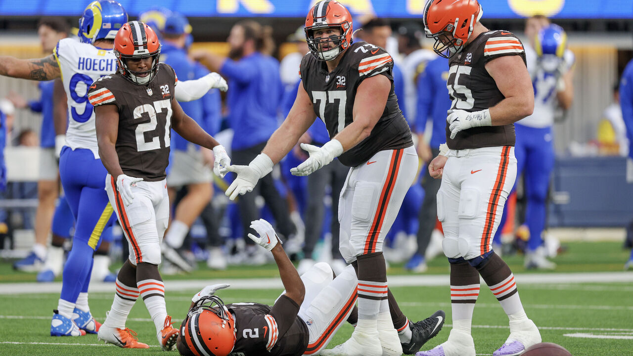 INGLEWOOD, CALIFORNIA - DECEMBER 03: Wyatt Teller #77 of the Cleveland Browns reacts after Amari Cooper #2 was hit in the second quarter against the Los Angeles Rams at SoFi Stadium on December 03, 2023 in Inglewood, California.