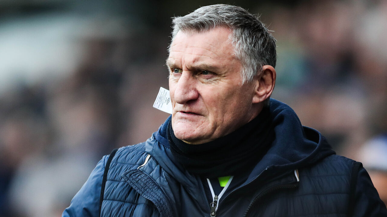 Sunderland manager Tony Mowbray during the Sky Bet Championship match at The Den, London. Picture date: Saturday December 2, 2023.