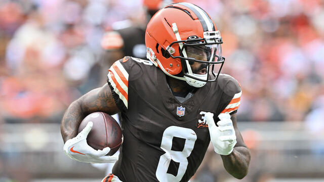 CLEVELAND, OHIO - SEPTEMBER 24: Elijah Moore #8 of the Cleveland Browns runs the ball against the Tennessee Titans during the first quarter of a game at Cleveland Browns Stadium on September 24, 2023 in Cleveland, Ohio.