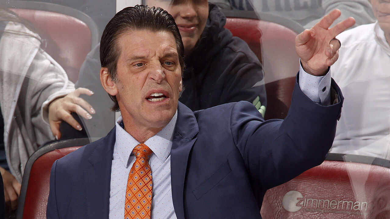 SUNRISE, FLORIDA - DECEMBER 2: New York Islanders Head Coach Lane Lambert directs his team from the bench against the Florida Panthers at the Amerant Bank Arena on December 2, 2023 in Sunrise, Florida.
