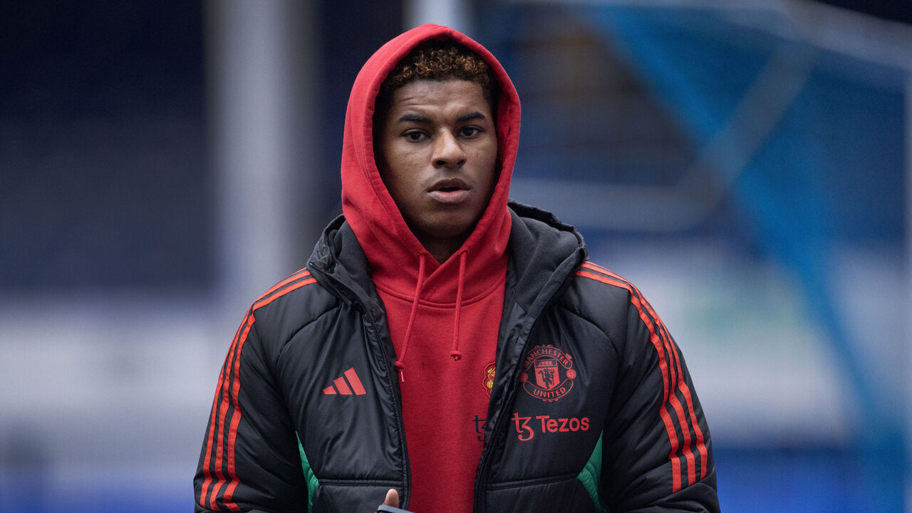 LIVERPOOL, ENGLAND - NOVEMBER 26: mu0 of Manchester United arrives at the ground before the Premier League match between Everton FC and Manchester United at Goodison Park on November 26, 2023 in Liverpool, England.