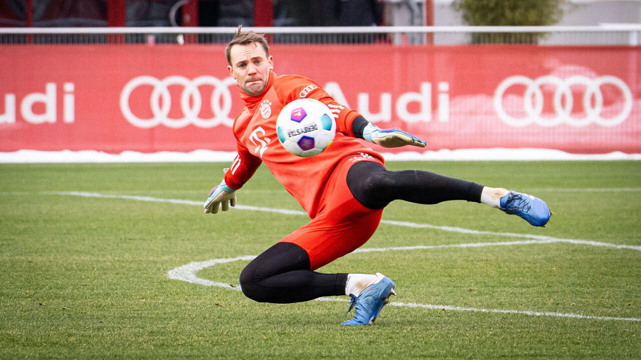 MUNICH, GERMANY - DECEMBER 06: (EDITORS NOTE: Image has been digitally enhanced.) Manuel Neuer of FC Bayern Muenchen kicks the ball during training on December 06, 2023 in Munich, Germany.