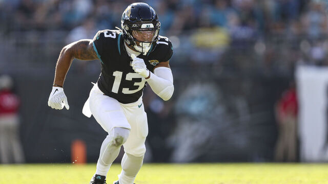 JACKSONVILLE, FL - NOVEMBER 19: Christian Kirk #13 of the Jacksonville Jaguars runs a route during an NFL football game against the Tennessee Titans at EverBank Stadium on November 19, 2023 in Jacksonville, Florida.