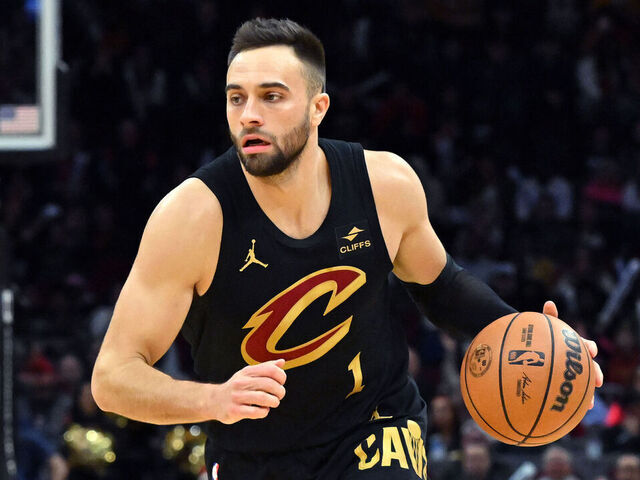 CLEVELAND, OHIO - DECEMBER 06: Max Strus #1 of the Cleveland Cavaliers brings the ball up court during the fourth quarter against the Orlando Magic at Rocket Mortgage Fieldhouse on December 06, 2023 in Cleveland, Ohio. The Cavaliers defeated the Magic 121-111.
