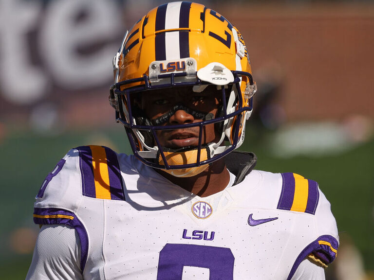 LSU's Nabers upset after falling 1 vote shy of Biletnikoff Award