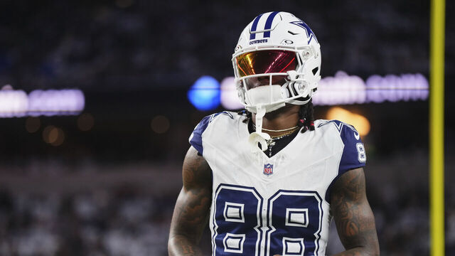 ARLINGTON, TX - DECEMBER 10: CeeDee Lamb #88 of the Dallas Cowboys warms up before kickoff against the Philadelphia Eagles at AT&T Stadium on December 10, 2023 in Arlington, Texas.