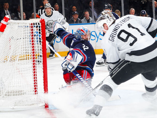 Jonathan Quick Save Rangers