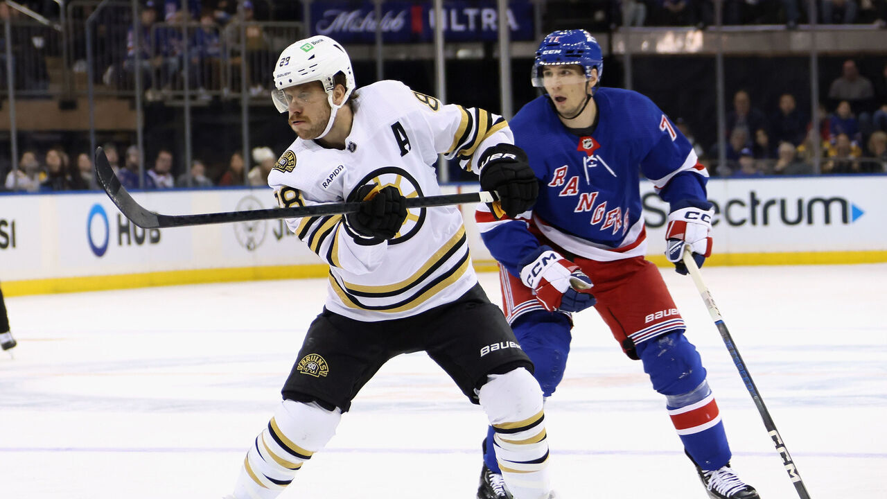 NEW YORK, NEW YORK - NOVEMBER 25: David Pastrnak #88 of the Boston Bruins skates against the New York Rangers at Madison Square Garden on November 25, 2023 in New York City.