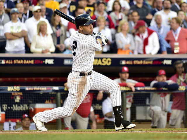 VIDEO: Derek Jeter rips a double to lead off bottom of the 1st