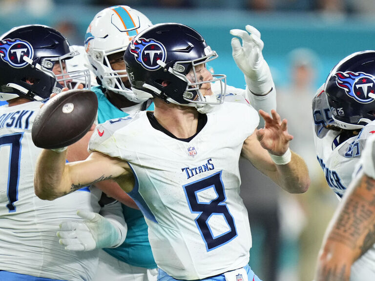 Levis, Hopkins Lead Titans To Shock Comeback Win Over Dolphins ...