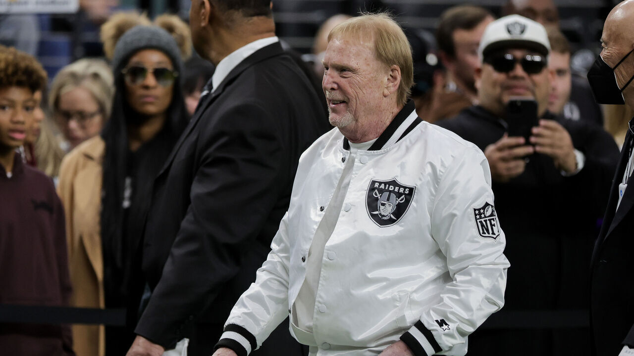 LAS VEGAS, NEVADA - DECEMBER 10: Owner and managing general partner Mark Davis of the Las Vegas Raiders walks off the field after warmups before a game against the Minnesota Vikings at Allegiant Stadium on December 10, 2023 in Las Vegas, Nevada.