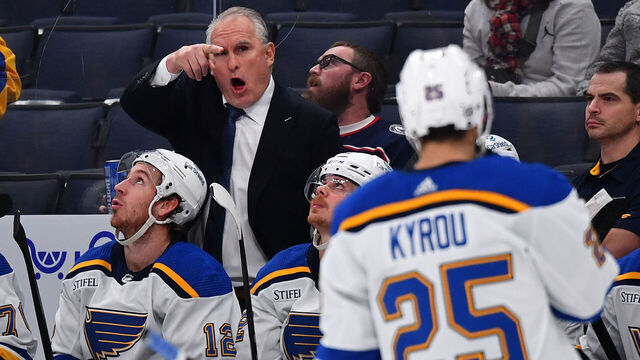COLUMBUS, OHIO - DECEMBER 8: Head coach Craig Berube of the St. Louis Blues instructs Jordan Kyrou #25 of the St. Louis Blues during the third period of a game against the Columbus Blue Jackets at Nationwide Arena on December 8, 2023 in Columbus, Ohio.