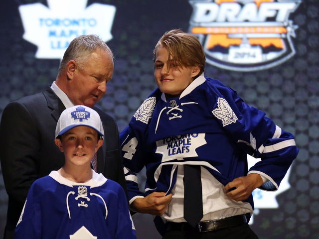 Maple Leafs' Nylander impresses president Brendan Shanahan at development camp