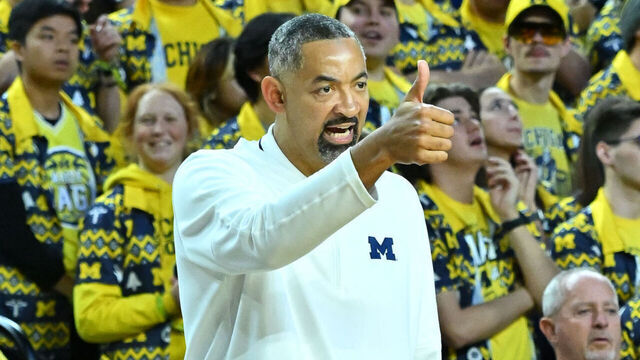 ANN ARBOR, MI - DECEMBER 05: Michigan Wolverines head coach Juwan Howard gives the thumbs up during the Michigan Wolverines versus the Indiana Hoosiers game on Tuesday December 5, 2023 at Crisler Center in Ann Arbor, MI.