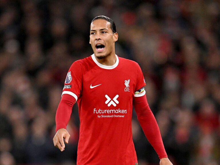 Van Dijk Slams Man Utd's Defensive Tactics: Only One Team Tried To Win 