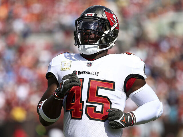 Bucs' Bowles: We made White inactive after LB said 'he couldn't go today' |  theScore.com