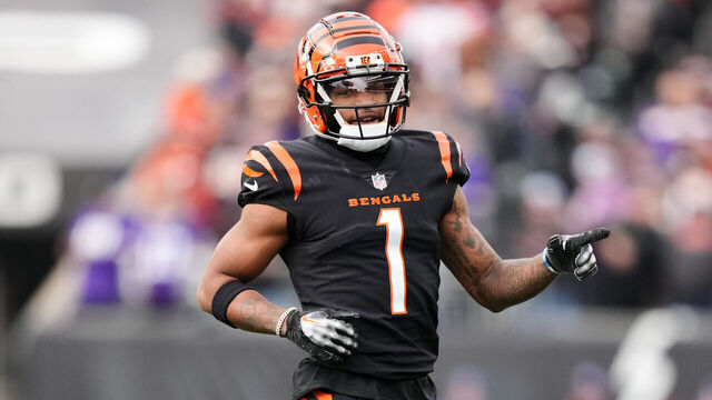 CINCINNATI, OHIO - DECEMBER 16: Ja'Marr Chase #1 of the Cincinnati Bengals lines up for a play in the first quarter against the Minnesota Vikings at Paycor Stadium on December 16, 2023 in Cincinnati, Ohio.