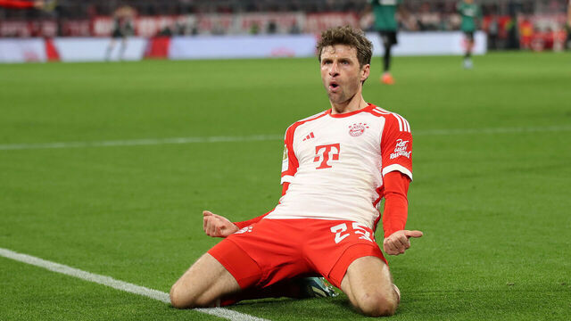 MUNICH, GERMANY - DECEMBER 17: Thomas Mueller of FC Bayern Muenchen celebrates a goal that was later disallowed for offside during the Bundesliga match between FC Bayern München and VfB Stuttgart at Allianz Arena on December 17, 2023 in Munich, Germany.