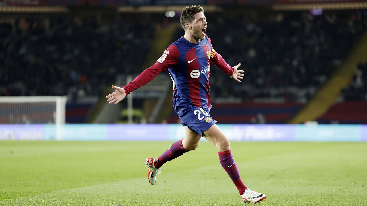 BARCELONA, SPAIN - DECEMBER 20: Sergi Roberto of FC Barcelona celebrates 2-1 during the LaLiga EA Sports match between FC Barcelona v UD Almeria at the Lluis Companys Olympic Stadium on December 20, 2023 in Barcelona Spain