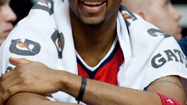 VIDEO: T-Mac airballs pull-up three