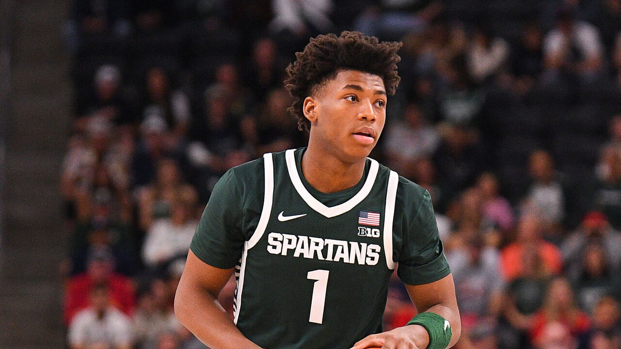 PALM DESERT, CA - NOVEMBER 23: Michigan State Spartans guard Jeremy Fears Jr. (1) dribbles up the court during the Acrisure Invitational, a college basketball game, between the Arizona Wildcats and the Michigan State Spartans on November 23, 2023 at Acrisure Arena in Palm Springs, CA.