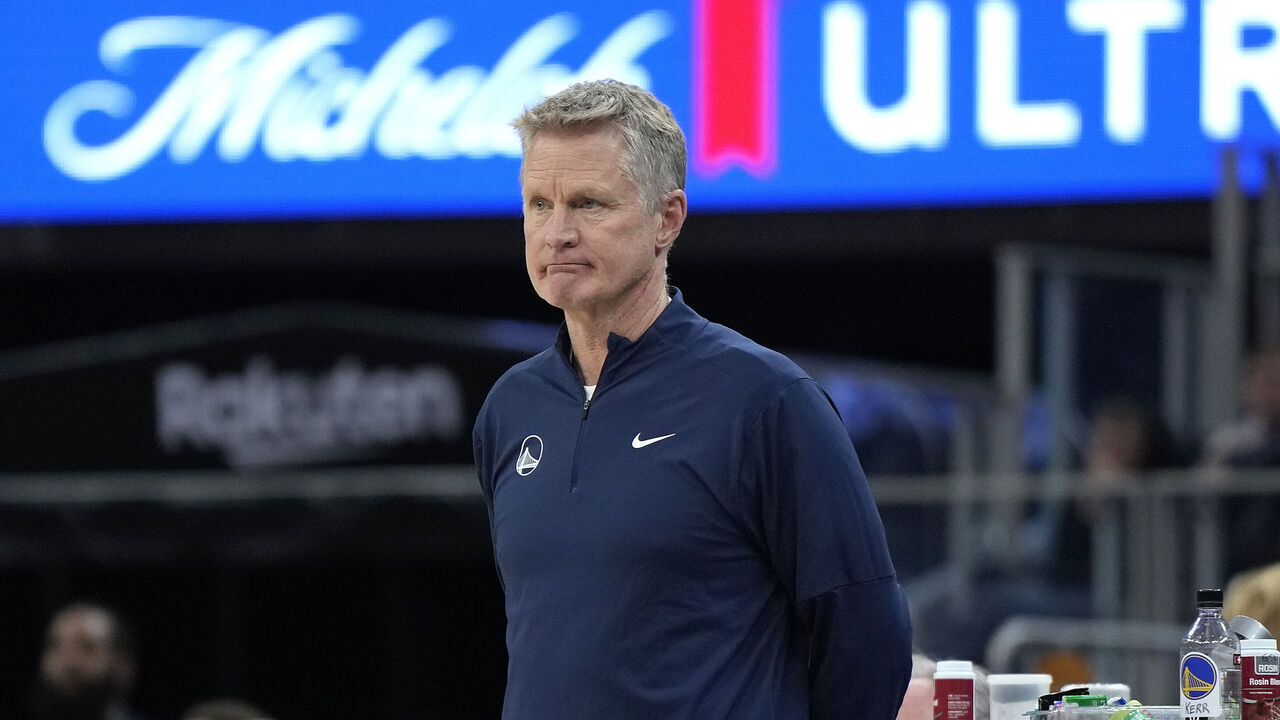 SAN FRANCISCO, CALIFORNIA - DECEMBER 16: Head coach Steve Kerr of the Golden State Warriors looks on against the Brooklyn Nets during the fourth quarter of an NBA basketball game at Chase Center on December 16, 2023 in San Francisco, California.