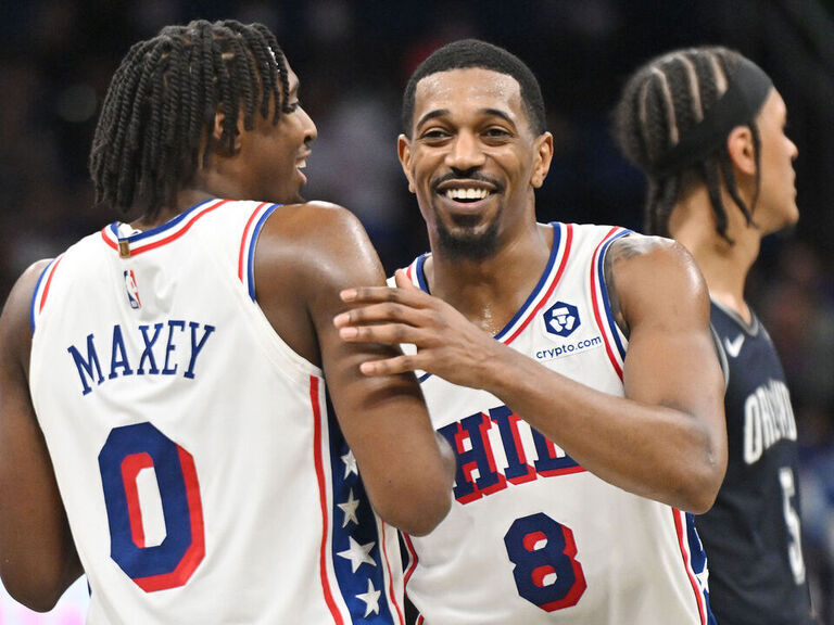 Maxey, Harris, Melton Help 76ers Beat Magic Without Embiid | TheScore.com