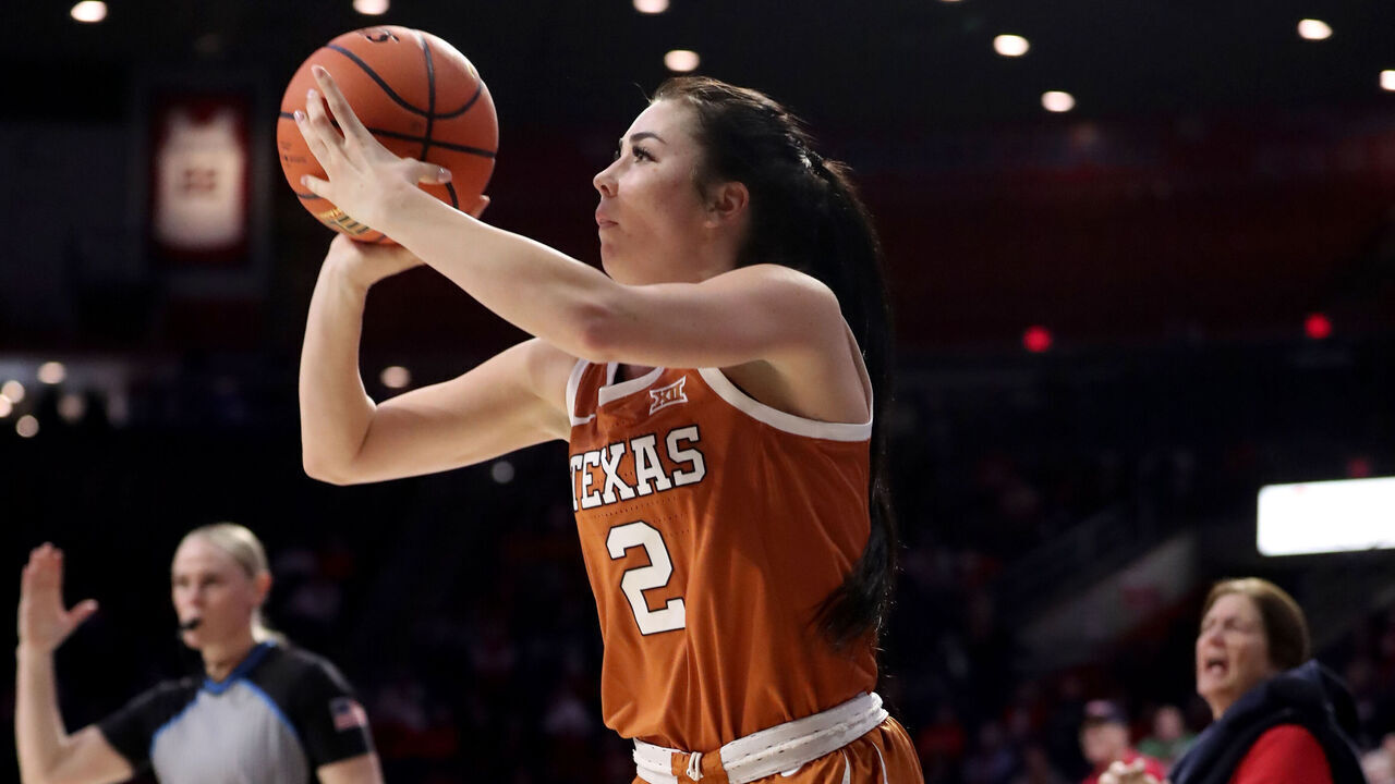 TUCSON, AZ - DECEMBER 13: Texas Longhorns guard Shaylee Gonzales #2, sets up for a 3 point shot during the second half of a women's basketball game between the Texas Longhorns and the University of Arizona Wildcats on December 13, 2023 at McKale Center in Tucson, AZ. (Photo by Christopher Hook/Icon Sportswire via Getty Images