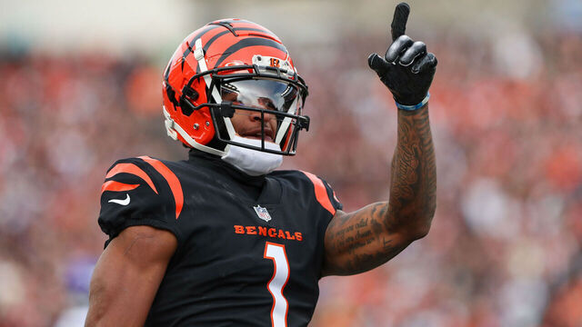 CINCINNATI, OH - DECEMBER 16: Cincinnati Bengals wide receiver Ja'Marr Chase (1) reacts during the game against the Minnesota Vikings and the Cincinnati Bengals on December 16, 2023, at Paycor Stadium in Cincinnati, OH.