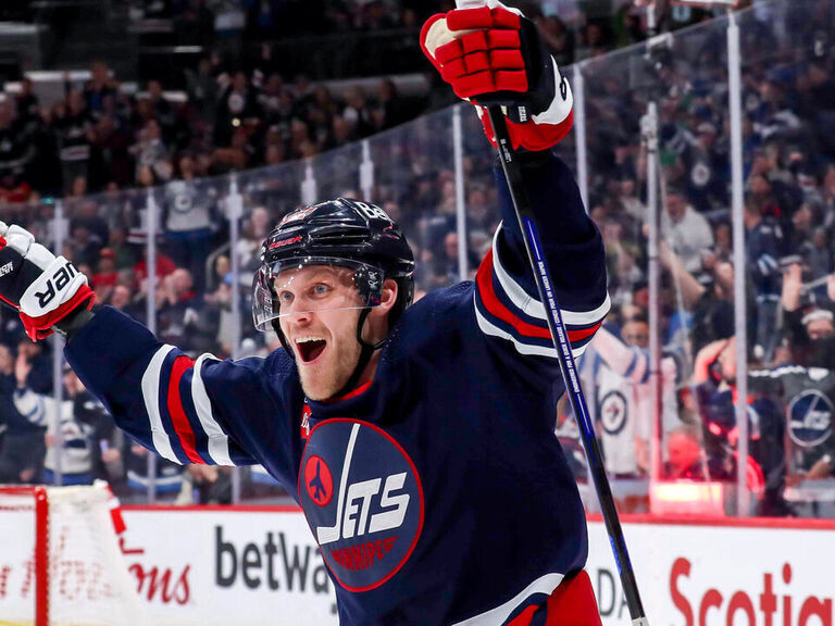 Ehlers hopes move to Canes will make him better player