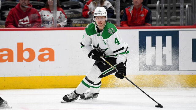 WASHINGTON, DC - DECEMBER 07: Dallas defenseman Miro Heiskanen (4) cuts with the puck during the Dallas Stars versus Washington Capitals National Hockey League game on December 7, 2023 at Capital One Arena in Washington, D.C..
