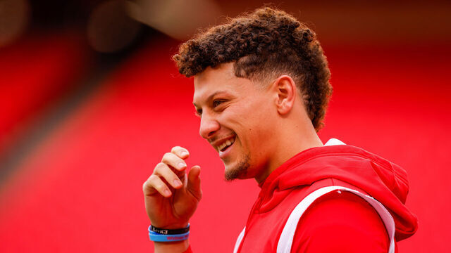 KANSAS CITY, MISSOURI - DECEMBER 31: Patrick Mahomes #15 of the Kansas City Chiefs smiles during pregame warmups prior to the game against the Cincinnati Bengals at GEHA Field at Arrowhead Stadium on December 31, 2023 in Kansas City, Missouri.