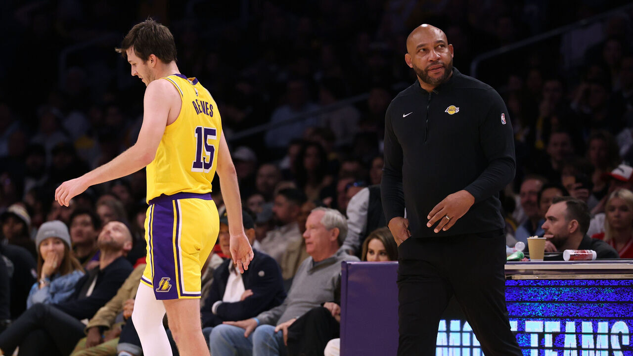 LOS ANGELES, CALIFORNIA - JANUARY 03: Head coach Darvin Ham and Austin Reaves #15 of the Los Angeles Lakers react to a lost possession during a 110-96 Miami Heat win at Crypto.com Arena on January 03, 2024 in Los Angeles, California.