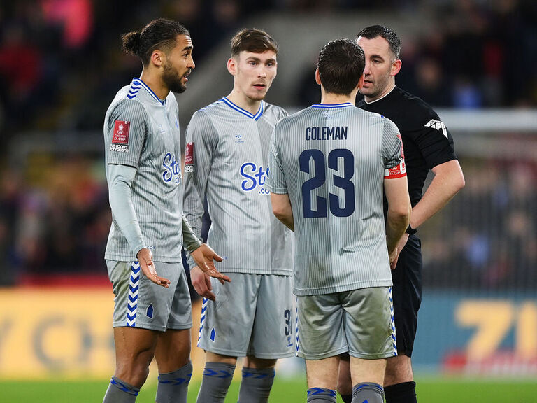 Calvert-Lewin Sent Off As Everton Hold Crystal Palace In FA Cup ...