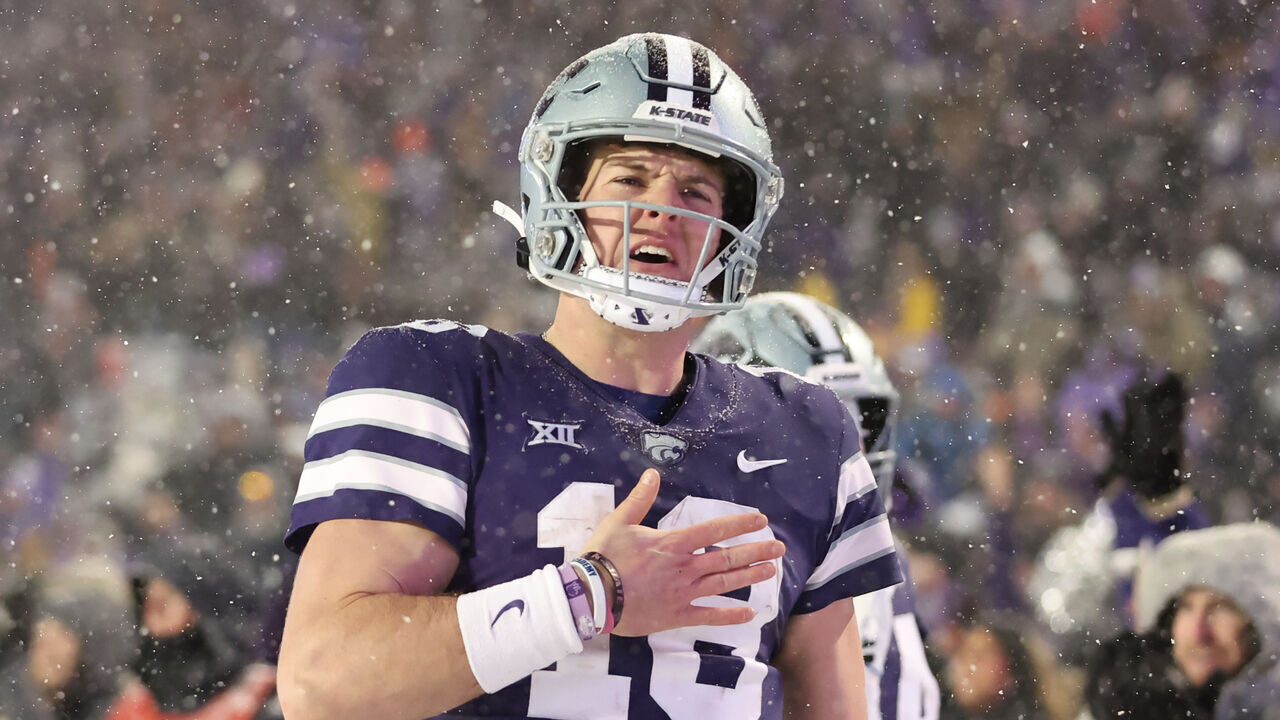 MANHATTAN, KS - NOVEMBER 25: Kansas State Wildcats quarterback Will Howard (18) celebrates after a touchdown in the third quarter of a Big 12 football game between the Iowa State Cyclones and Kansas State Wildcats on Nov 25, 2023 at Bill Snyder Family Stadium in Manhattan, KS.