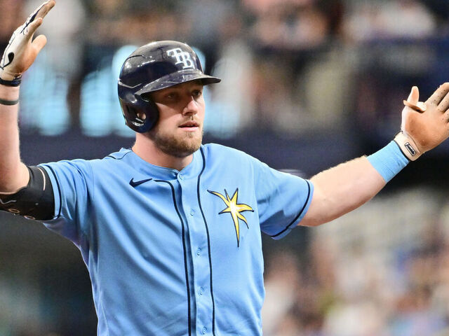 Mariners acquire Raley from Rays for Caballero | theScore.com