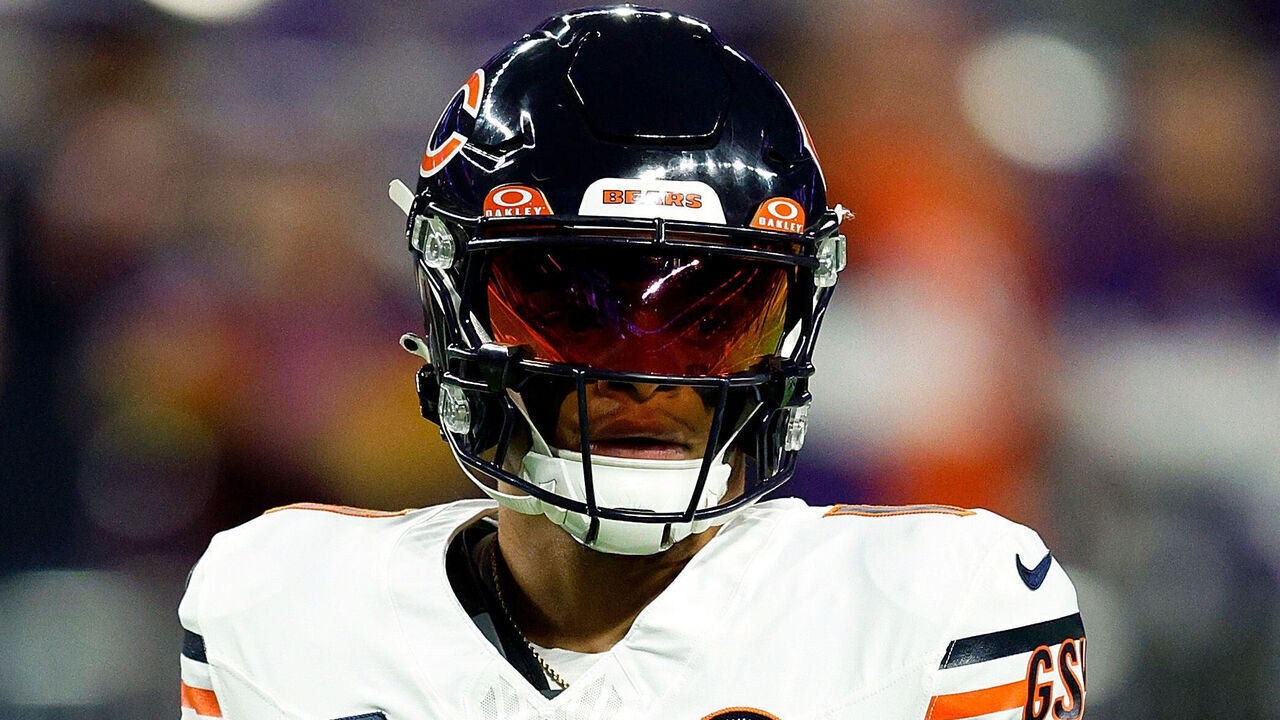 MINNEAPOLIS, MINNESOTA - NOVEMBER 27: Justin Fields #1 of the Chicago Bears looks on prior to the start of the game against the Minnesota Vikings at U.S. Bank Stadium on November 27, 2023 in Minneapolis, Minnesota. The Bears defeated the Vikings 12-10.