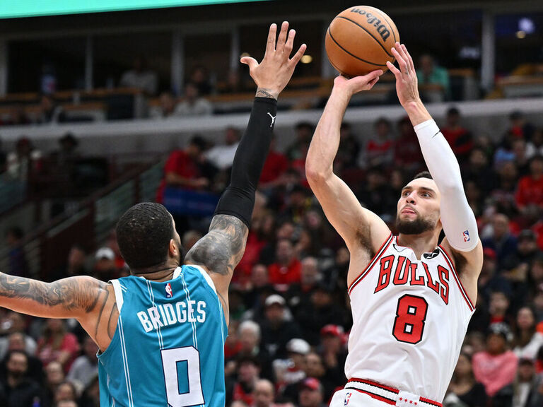 LaVine, Vucevic Return From Injury In Win Over Hornets | TheScore.com