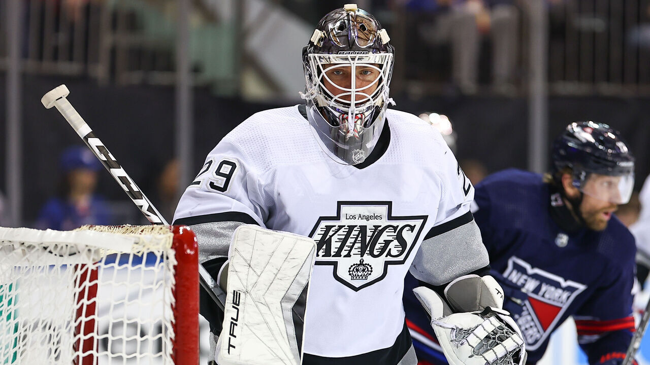 NEW YORK, NY - DECEMBER 10: Pheonix Copley #29 of the Los Angeles Kings during the game against the New York Rangers on December 10, 2023 at Madison Square Garden in New York, New York,