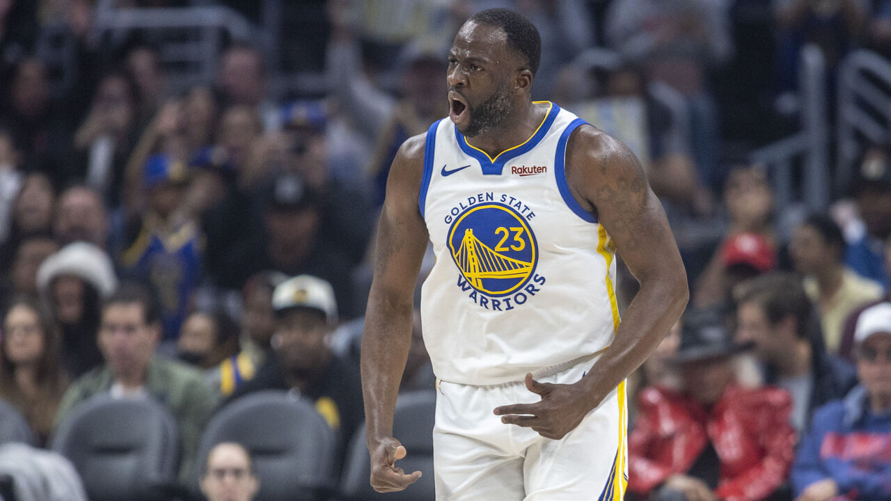 LOS ANGELES, CA - DECEMBER 02: Golden State Warriors forward Draymond Green (23) reacts to making a basket in the first half of an NBA basketball game between the Golden State Warriors and Los Angeles Clippers, Saturday, December 2, 2023, at Crypto.com Arena in Los Angeles, California.