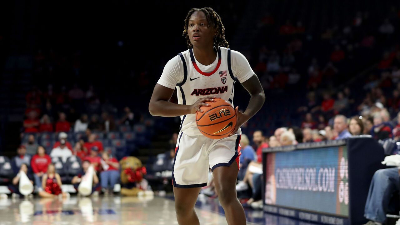 TUCSON, AZ - NOVEMBER 12: Arizona Wildcats guard Kailyn Gilbert #15 during a women's basketball game between the Loyola Marymount Lions and the University of Arizona Wildcats on November 12, 2023 at McKale Center in Tucson, AZ.