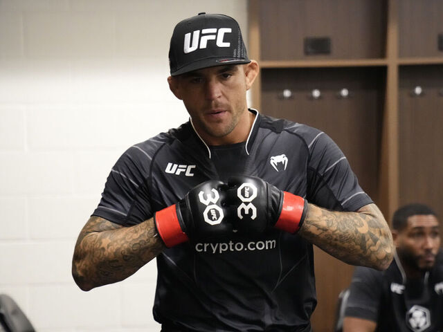 SALT LAKE CITY, UTAH - JULY 29: Dustin Poirier warms up backstage during the UFC 291 event at Delta Center on July 29, 2023 in Salt Lake City, Utah.