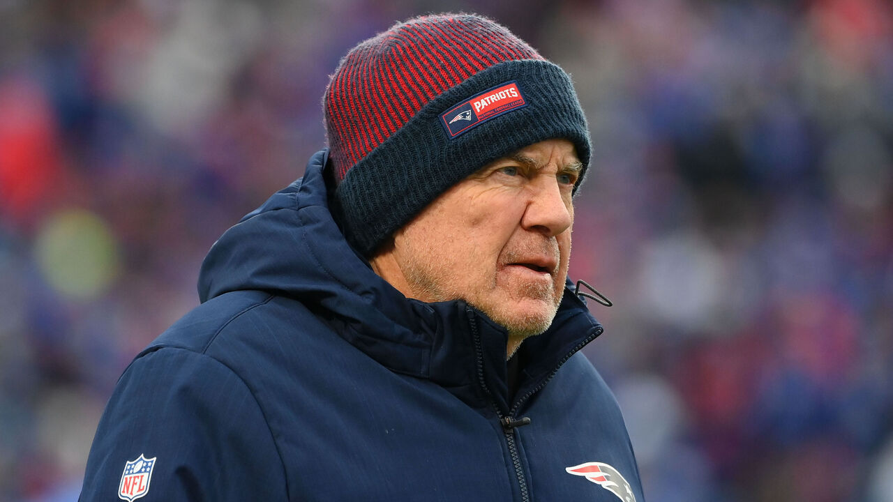 ORCHARD PARK, NEW YORK - DECEMBER 31: Head coach Bill Belichick of the New England Patriots prior to the game against the Buffalo Bills at Highmark Stadium on December 31, 2023 in Orchard Park, New York. The Bills won 27-21.