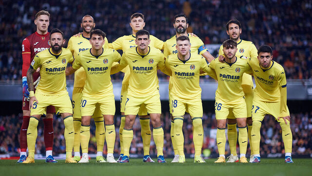 Villarreal CF players are posing for a team photo before the LaLiga EA Sports match between Valencia CF and Villarreal CF at Mestalla Stadium in Valencia, Spain, on January 2, 2024.