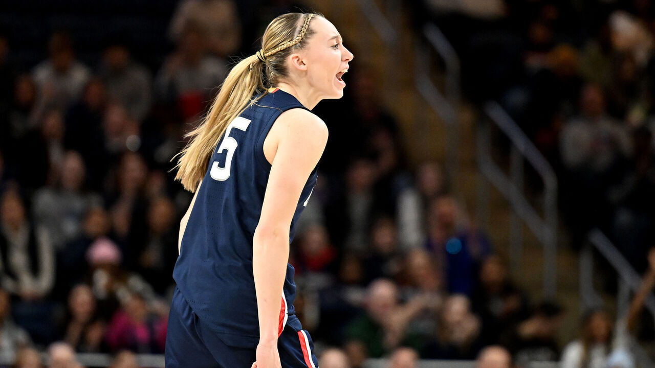 WASHINGTON, DC - JANUARY 07: Paige Bueckers #5 of the UConn Huskies celebrates during the game against the Georgetown Hoyas at Entertainment & Sports Arena on January 07, 2024 in Washington, DC.