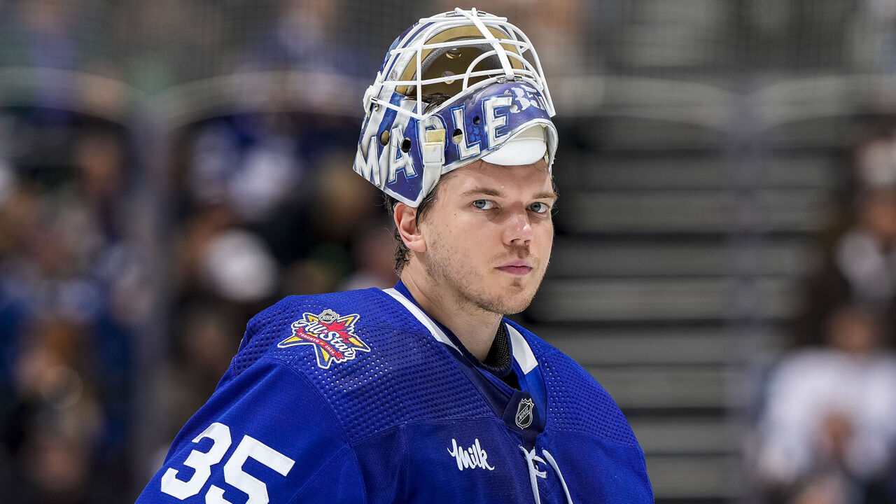 TORONTO, ON - DECEMBER 14: Ilya Samsonov #35 of the Toronto Maple Leafs looks on against the Columbus Blue Jackets during the second period at the Scotiabank Arena on December 14, 2023 in Toronto, Ontario, Canada.