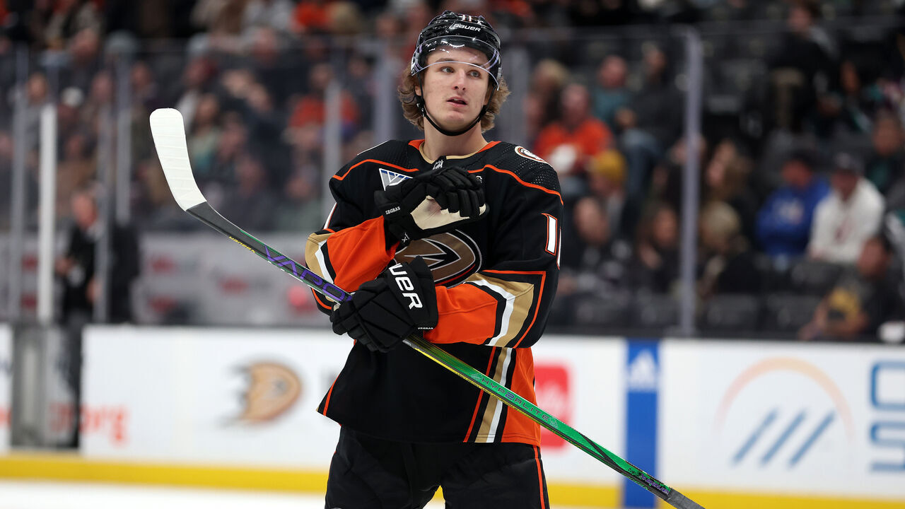 ANAHEIM, CALIFORNIA - JANUARY 05: Trevor Zegras #11 of the Anaheim Ducks looks on during the first period of a game against the Winnipeg Jets at Honda Center on January 05, 2024 in Anaheim, California.